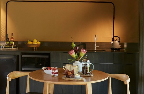 Cowaramup Other | Olio Bello Lakeside Glamping
