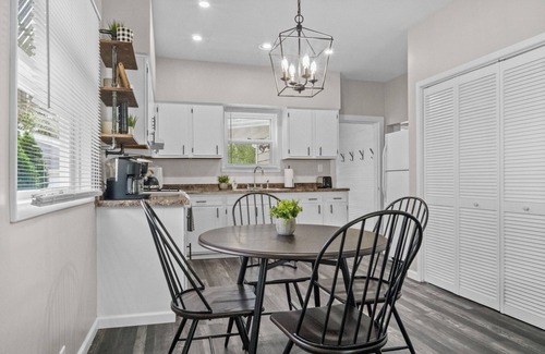Bloomington House | Olive Street Bungalow, located in the family friendly east-side historical area.