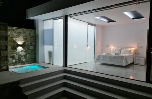 Anavyssos Villa | Olivujoj Villajoj - Deluxe Villa with Detached Pool House