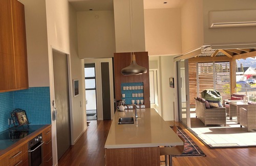 Omaha House | Omaha Beachfront