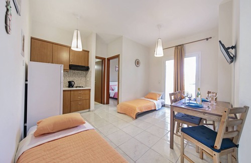 Almyrida House | Omega Comfy Apts