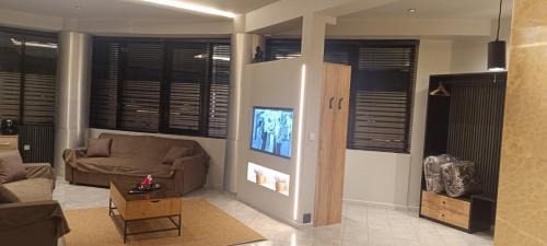 Trikala Apartment | Omega Suites 30