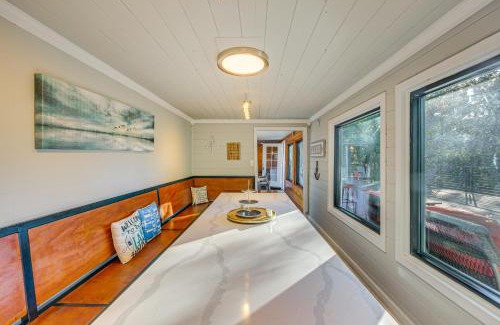 Streetman House | On 30 Acres with Trails! Lakefront Streetman Home