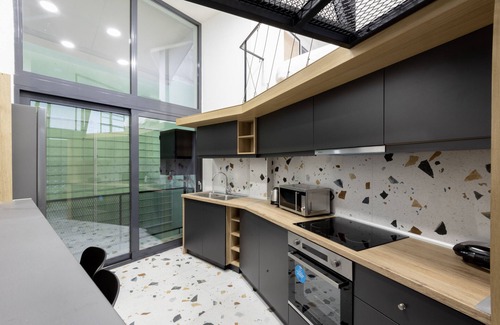 Kerameikos Apartment | On Air Top Designed Gem