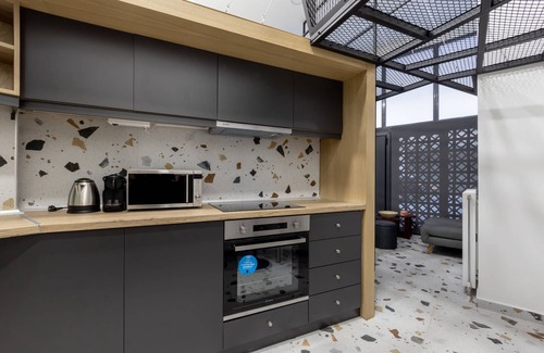 Kerameikos Apartment | On Air Top Designed Gem