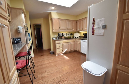 Hot Springs Village House | On cortez golf course 13th fairway yard games, tranquil outdoor living