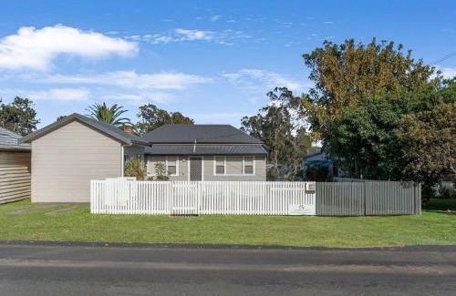 Erowal Bay House | On Golden Ponds at Erowal Bay