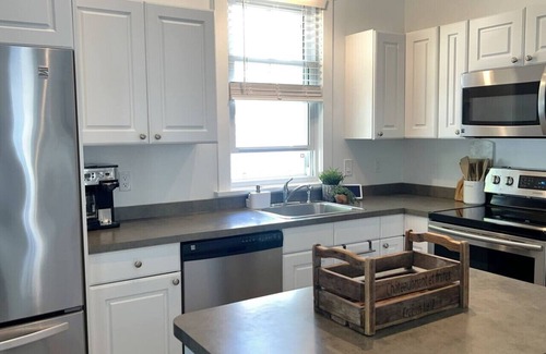 Cherry Valley Cottage | ON Point: 42 Summer Village Lane