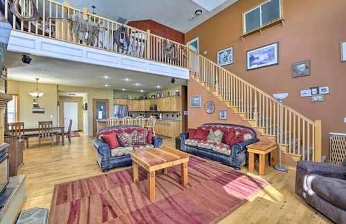 Boise House | On-Site Hiking: 10-Acre Getaway Near Boise!
