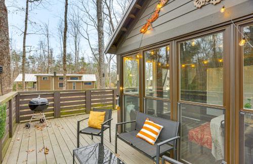 Monteagle House | On-Site Trails and Furnished Deck Monteagle Escape!