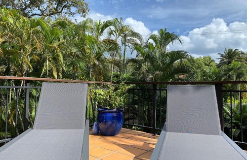 Port Douglas Apartment | On the beach at Four Mile Spindrift