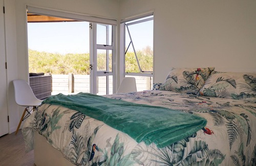 Omaha House | On the Dunes in Omaha