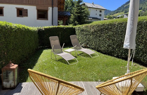 Praz-sur-Arly House | On the outskirts of Megève, 2 1/2 rooms 45M2, sleeps 4 with garden/terrace