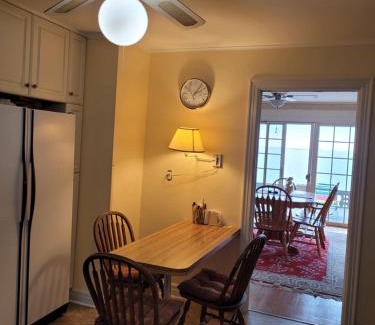 West Haven House | On the Water Spacious Comfortable Historic House