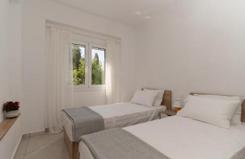 Pantokratoras Apartment | Onar House - Modern Stay in Nature