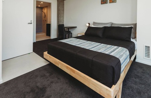 New Plymouth Apartment | One 50 Molesworth - Studio Level 1