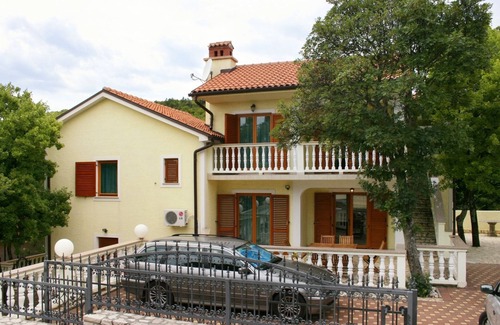 Povile Apartment | One bedroom apartment with terrace Povile, Novi Vinodolski (A-2398-d)