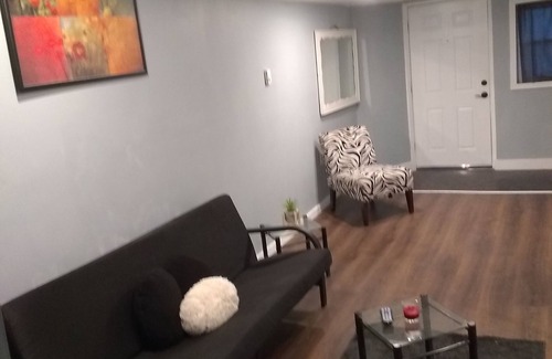 Olney-Oak Lane Apartment | One Bedroom Apartment JUST RIghT !