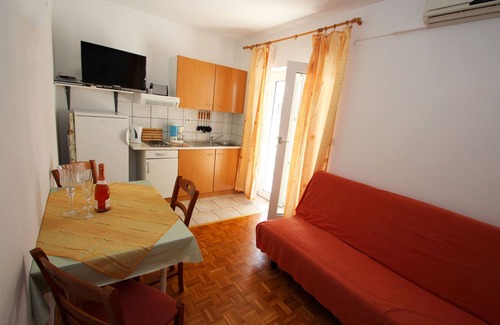 Crikvenica Apartment | One bedroom apartment with terrace and sea view Crikvenica (A-5553-c)