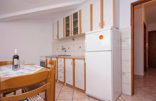 Jadrtovac Apartment | One bedroom Apartment Bajan A3 near the sea