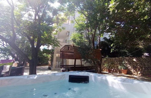 Vidalici Apartment | One bedroom apartment near beach Vidalići, Pag (A-18936-c)