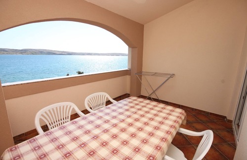 Kustici Apartment | One bedroom apartment near beach Kustići, Pag (A-6376-b)