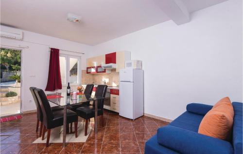 Dubrava Apartment | One-Bedroom Apartment In Dubrava
