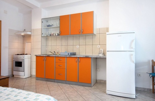 Cove Tri Zala (Zrnovo) Apartment | One bedroom apartment with terrace Viganj, Pelješac (A-10189-d)