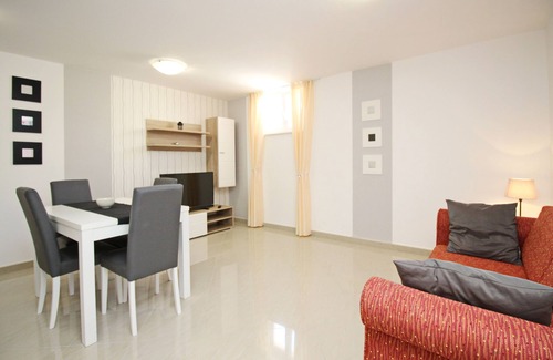 Baska Apartment | One bedroom apartment with air-conditioning Baška, Krk (A-18785-a)