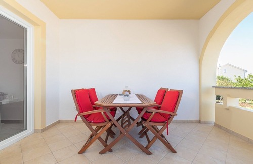 Punat Apartment | One bedroom apartment with terrace Punat, Krk (A-20553-a)