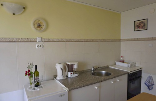 Selce Apartment | One bedroom apartment with terrace and sea view Selce, Crikvenica (A-22935-c)