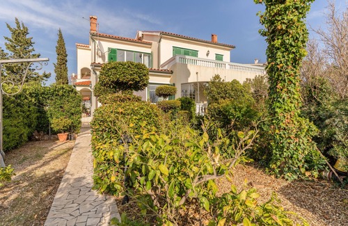 Barbat na Rabu Apartment | One bedroom apartment with terrace and sea view Barbat, Rab (A-3203-a)