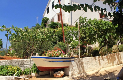 Island Dugi Otok Apartment | One bedroom apartment with air-conditioning Sali, Dugi otok (A-8110-b)