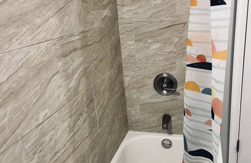 Logan - Ogontz - Fern Rock House | One bedroom out of home available, full size bed, Short distance to Center City