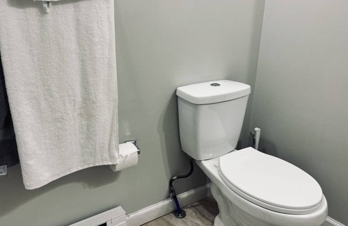 Logan - Ogontz - Fern Rock House | One bedroom out of home available, full size bed, Short distance to Center City