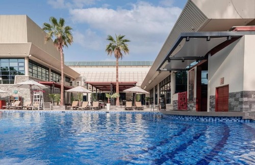 Garhoud House | One Bedroom Suite Near Aviation Club Garhoud By Luxury Bookings