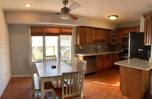 Margate City Condo | One block from beach perfect family getaway!