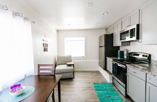 Crescent City Condo | One Block from Ocean CLOSE to everything! Modern and Clean!