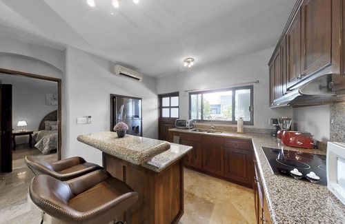 El Medano Ejidal Condo | one block to medano beach , 2 blocks to the Cabo Marina & Downtown Cabo