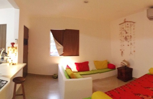 Puerto Morelos House | One Floor House Security 24/7