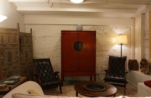 Cow Hollow Apartment | One of a kind,Charming, Artistic,Romantic Getaway in most desirable neighborhood