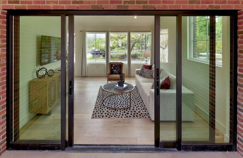 Old Enfield House | One Of A Kind Clarksville Home + Private Pool - Willow