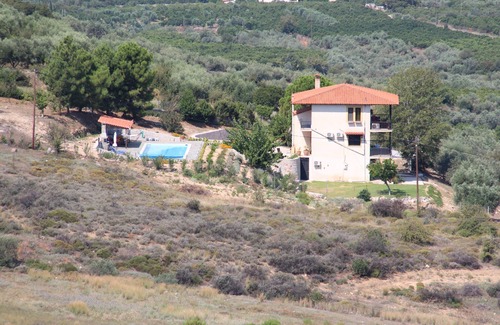 Agios Adrianos House | Oneiro Mas, an oasis of peace with 100% privacy!