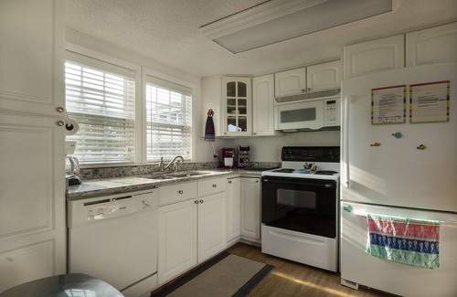 Kill Devil Hills House | Only a few weeks left! Book in February for a return guest discount!