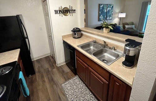 Rancho Cordova Apartment | Only Available for Month 0f April, PRICE REDUCED!
