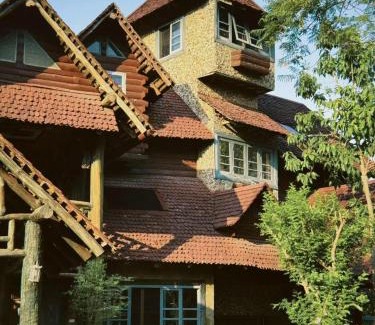 Chang Phueak House | Oo Teak Villa