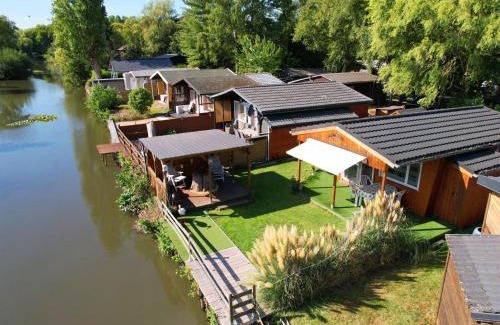 Geel Ski Chalet | Ooievaarsnest