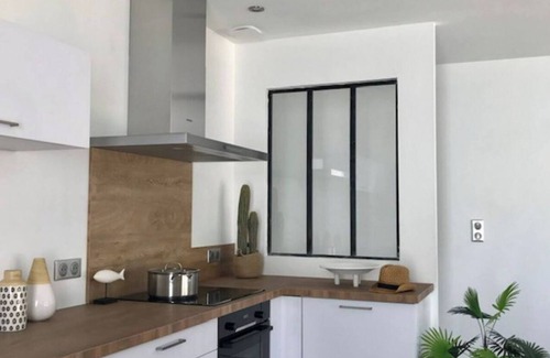 Saint-Georges-d'Oleron Villa | "øpaline" villa near the beach with heated pool