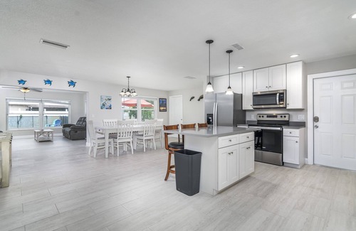 Merritt Island House | Open & Inviting with Pool and Hot Tub