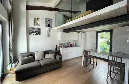Malgrate Apartment | Open-plan loft overlooking Lake Como with private parking space